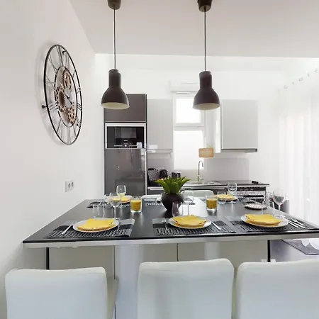 Paris House Semesterbostad