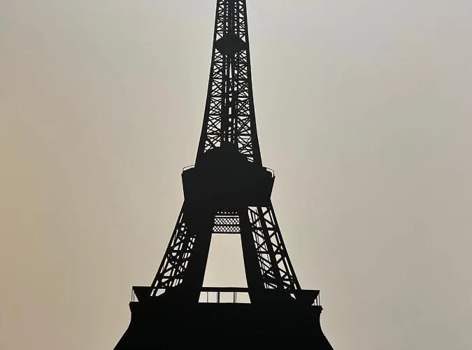 別荘 Paris House *